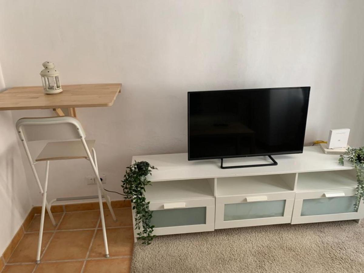 Centrico Apartamento Junto Al Cervantes Málaga Eksteriør billede